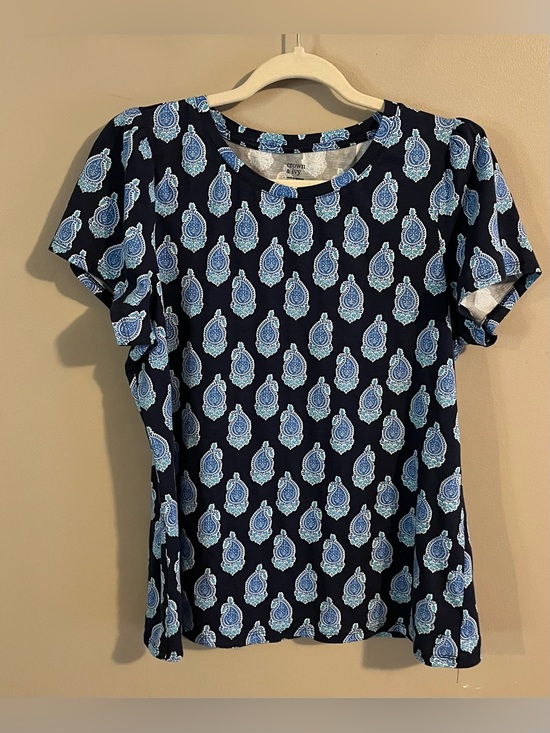 crown & ivy Tops - $6💙Bundled Crown & Ivy Shirt
